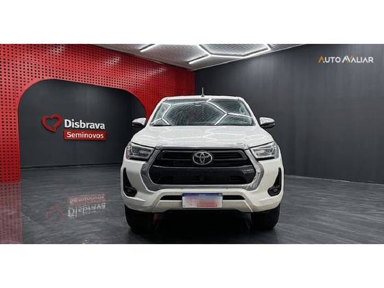 TOYOTA HILUX 2.8 D-4D TURBO DIESEL CD SRX 4X4 AUTOMÁTICO